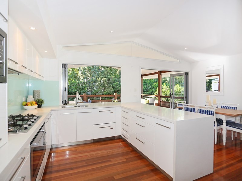 27 Knowles Street, Auchenflower QLD 4066