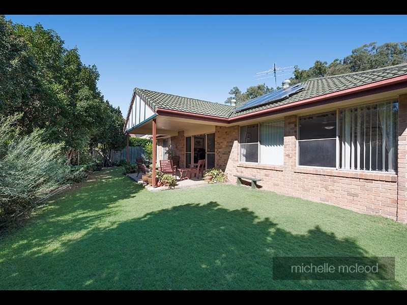 7 Fern Place, Kenmore QLD 4069