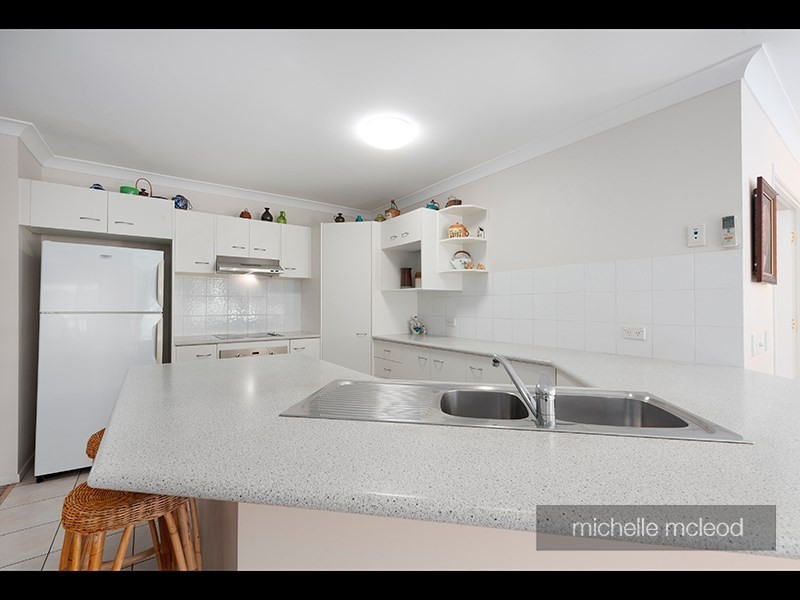 7 Fern Place, Kenmore QLD 4069