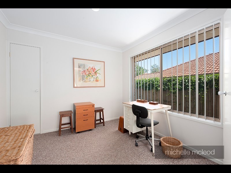 7 Fern Place, Kenmore QLD 4069