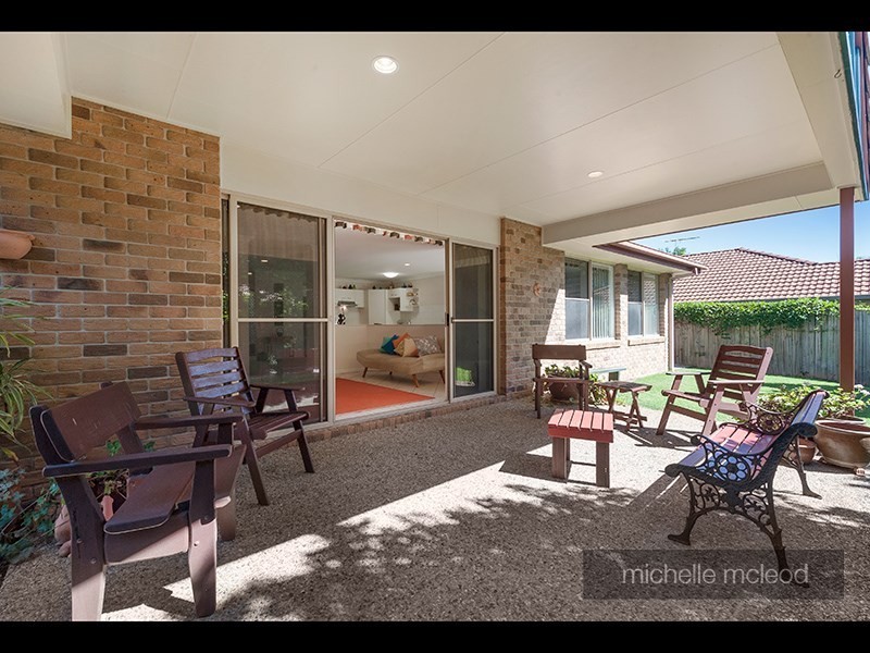 7 Fern Place, Kenmore QLD 4069