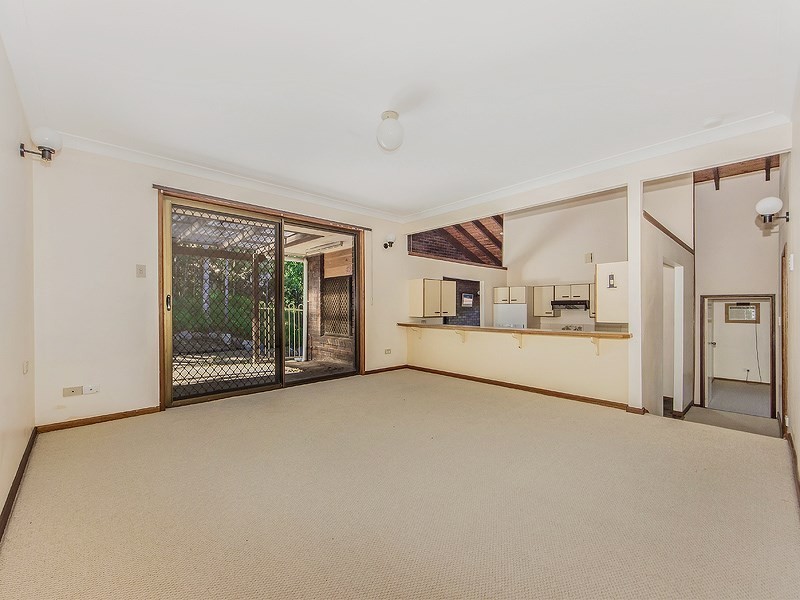 53 Boblynne Street, Chapel Hill QLD 4069
