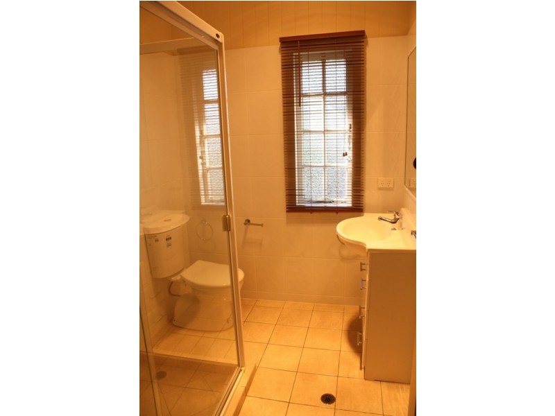 48 Rennie Street, Indooroopilly QLD 4068