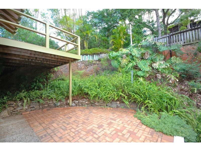 63 Ironside Street, St Lucia QLD 4067