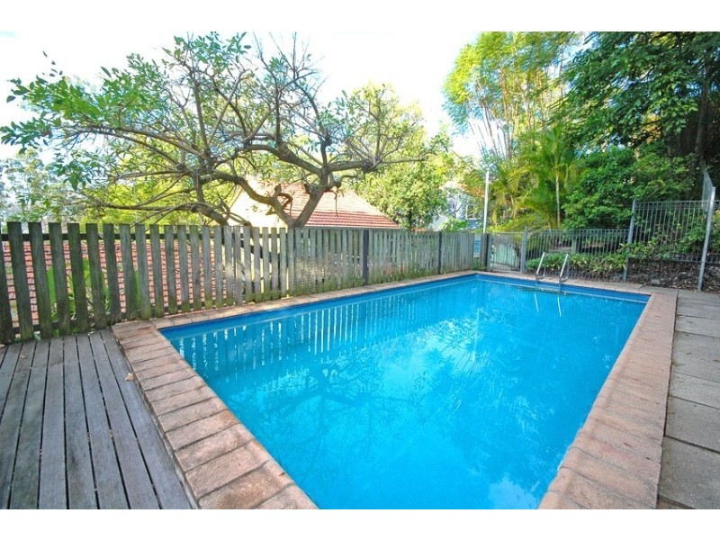 63 Ironside Street, St Lucia QLD 4067