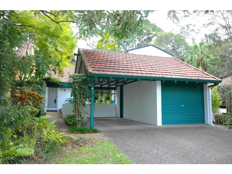 61 Ironside Street, St Lucia QLD 4067
