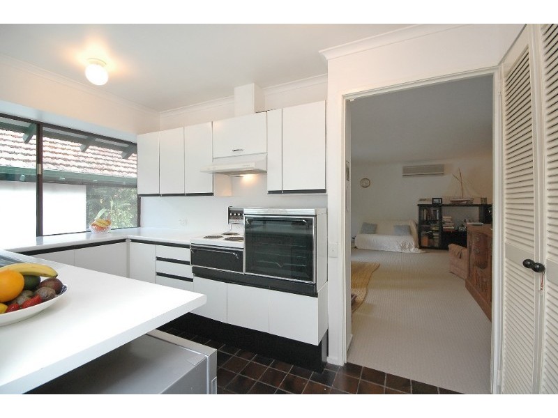 61 Ironside Street, St Lucia QLD 4067