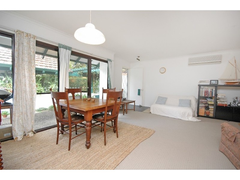 61 Ironside Street, St Lucia QLD 4067