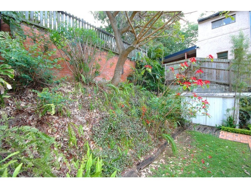 61 Ironside Street, St Lucia QLD 4067