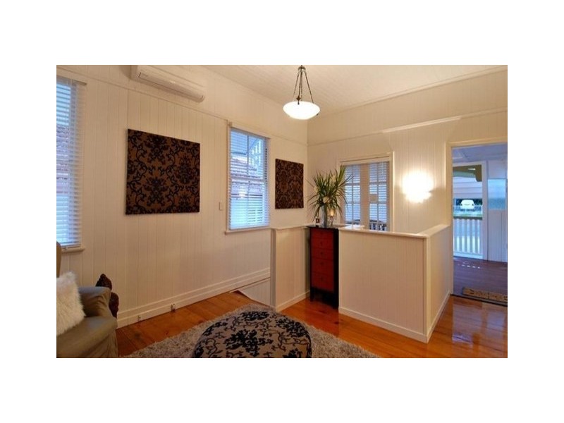 91 Taringa Parade, Indooroopilly QLD 4068