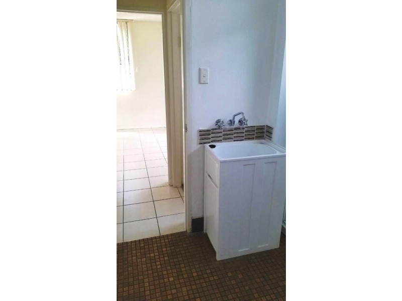 1/12 Underhill Avenue, Indooroopilly QLD 4068