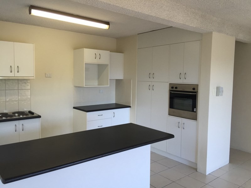 1/12 Underhill Avenue, Indooroopilly QLD 4068