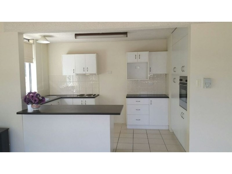 1/12 Underhill Avenue, Indooroopilly QLD 4068