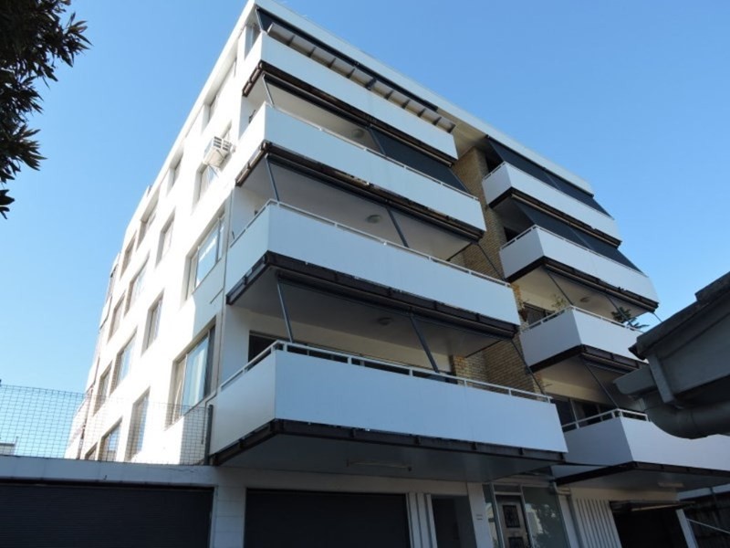 1/12 Underhill Avenue, Indooroopilly QLD 4068