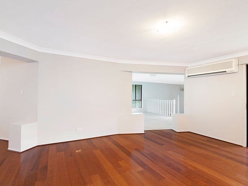 2/84 Ludlow Street, Chapel Hill QLD 4069