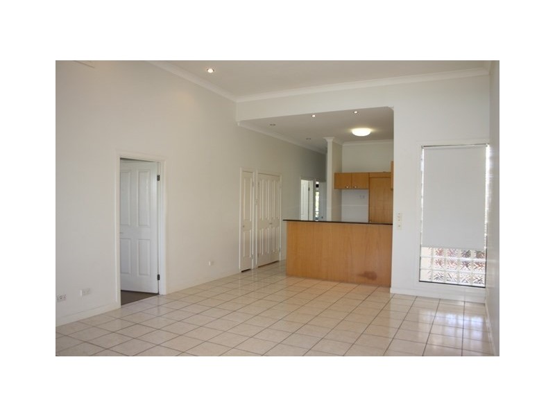 9/98 Cunningham Street, Taringa QLD 4068