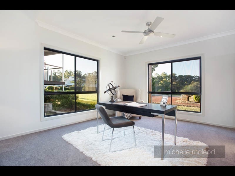 16 Osna Place, Pullenvale QLD 4069