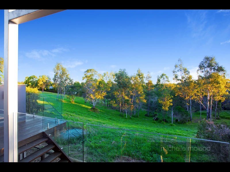 16 Osna Place, Pullenvale QLD 4069