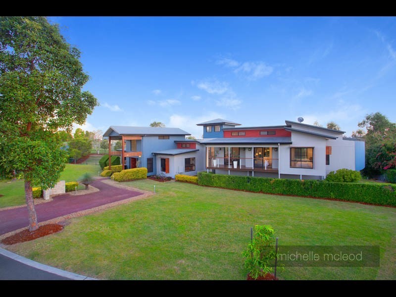 16 Osna Place, Pullenvale QLD 4069