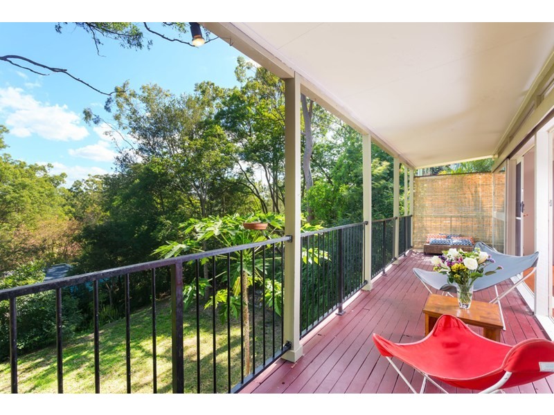 153 Jesmond Road, Indooroopilly QLD 4068