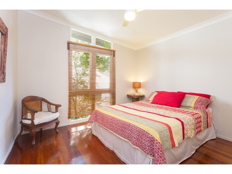 153 Jesmond Road, Indooroopilly QLD 4068