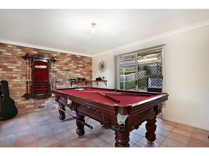 142 Oldfield Road, Sinnamon Park QLD 4073