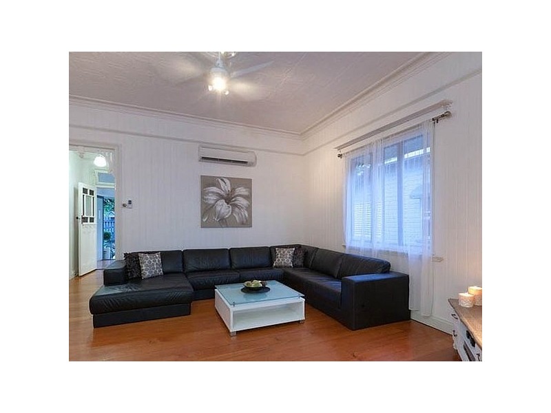 33 Dovercourt Road, Toowong QLD 4066