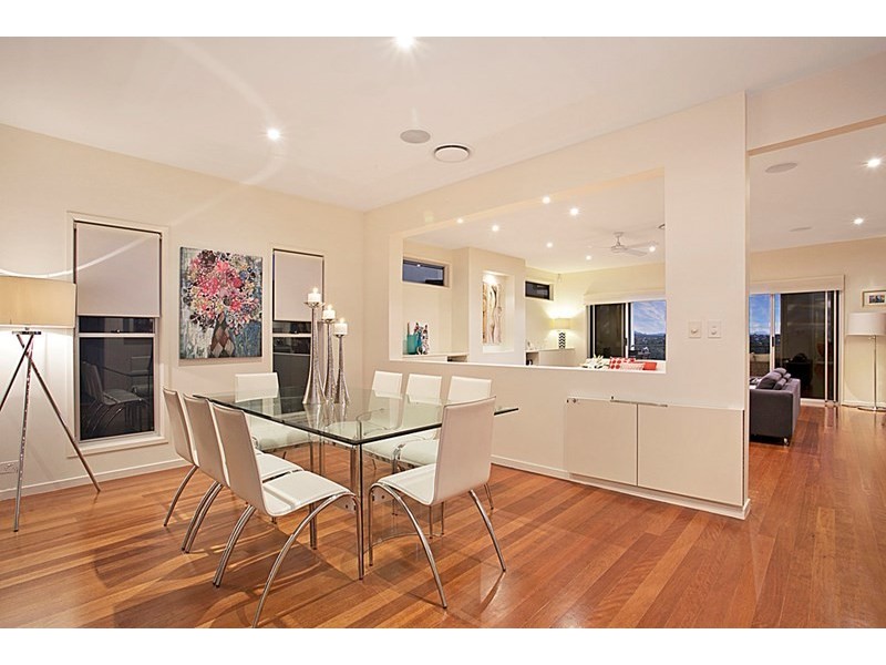 21 Debussy Place, Mount Ommaney QLD 4074