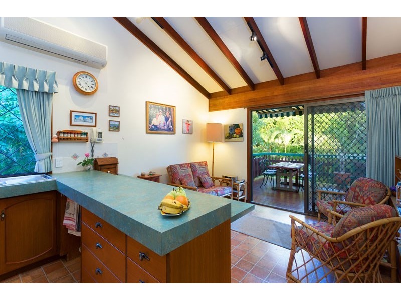 5 Talasea Street, Chapel Hill QLD 4069