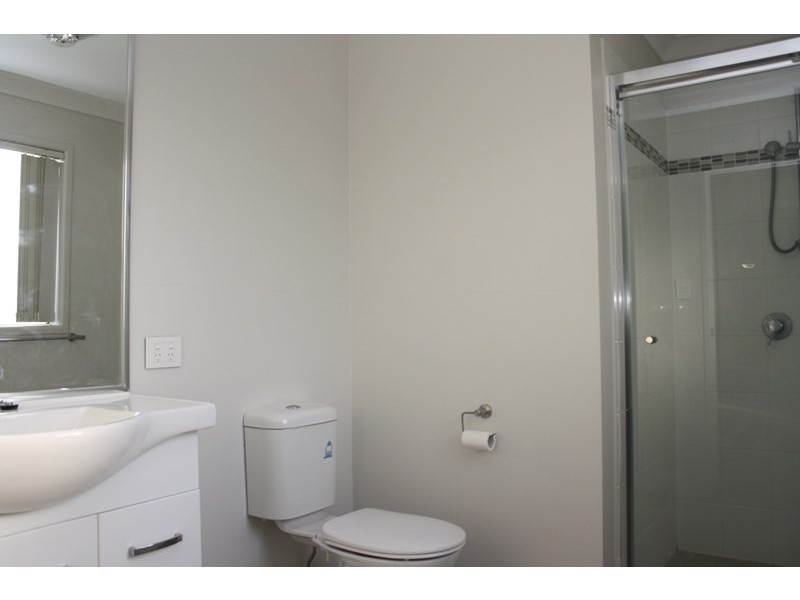 5 Margaret Court, Kenmore QLD 4069