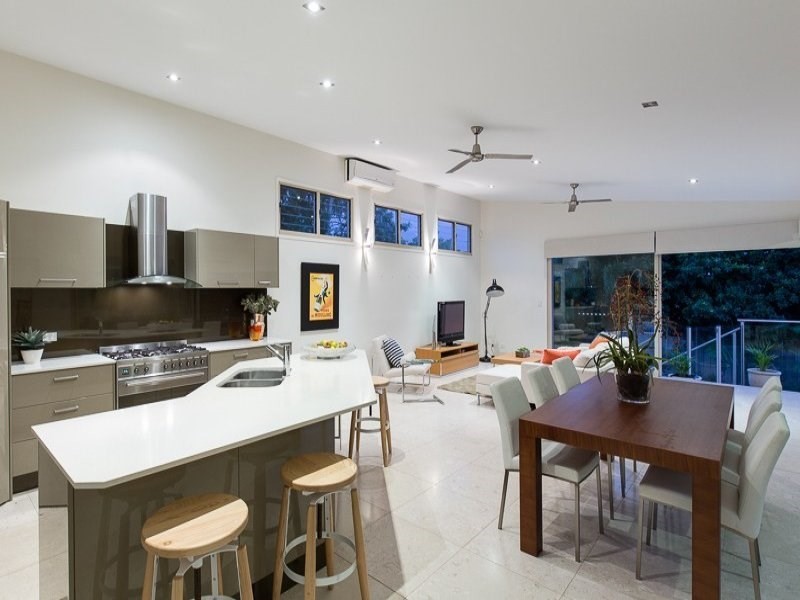 6 Aldridge Street, Auchenflower QLD 4066