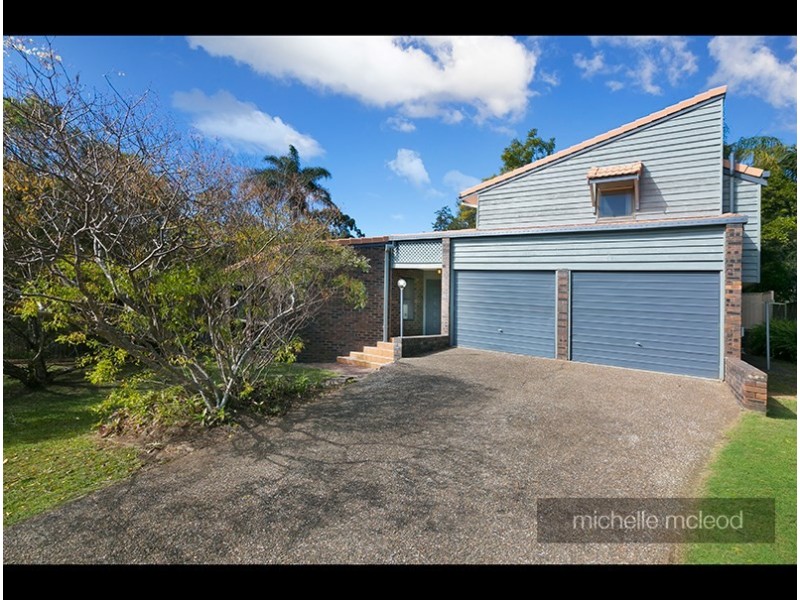 6 Goolman Street, Chapel Hill QLD 4069