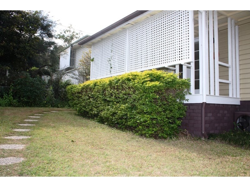 3 Telarah Street, Indooroopilly QLD 4068