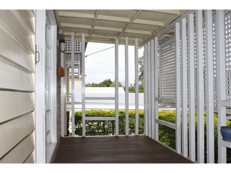 3 Telarah Street, Indooroopilly QLD 4068