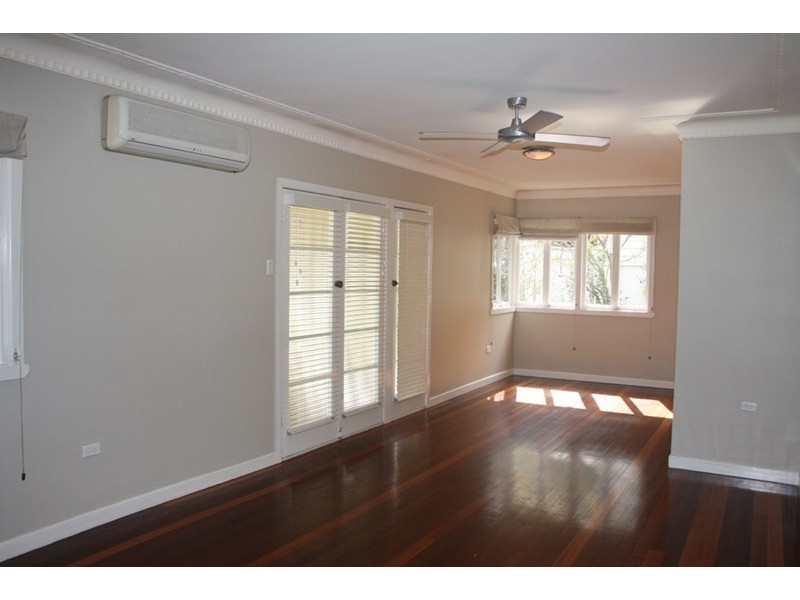 3 Telarah Street, Indooroopilly QLD 4068