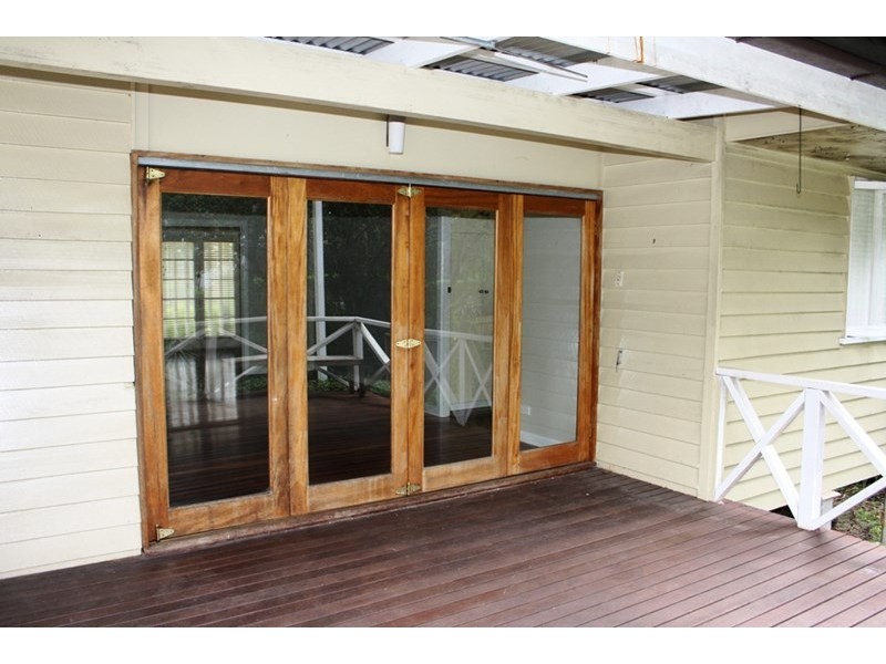 3 Telarah Street, Indooroopilly QLD 4068