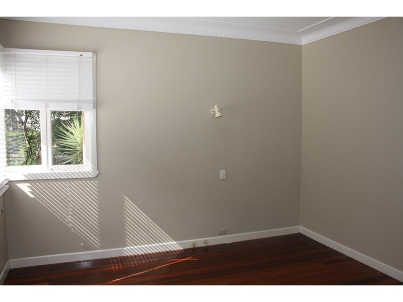 3 Telarah Street, Indooroopilly QLD 4068