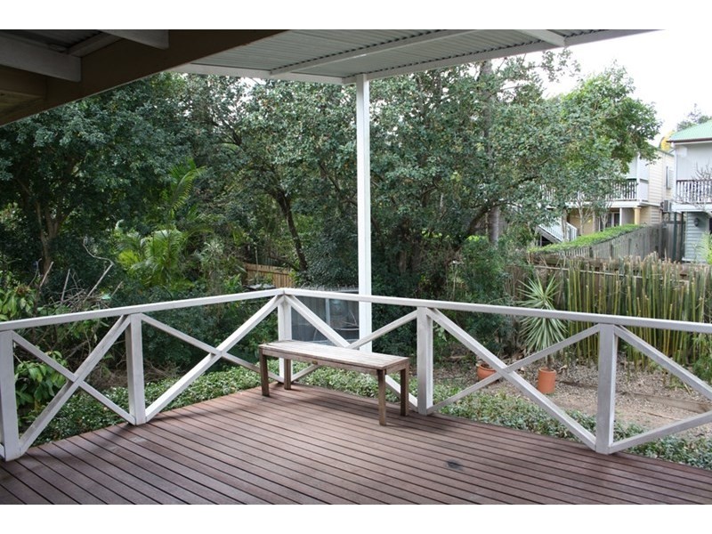 3 Telarah Street, Indooroopilly QLD 4068