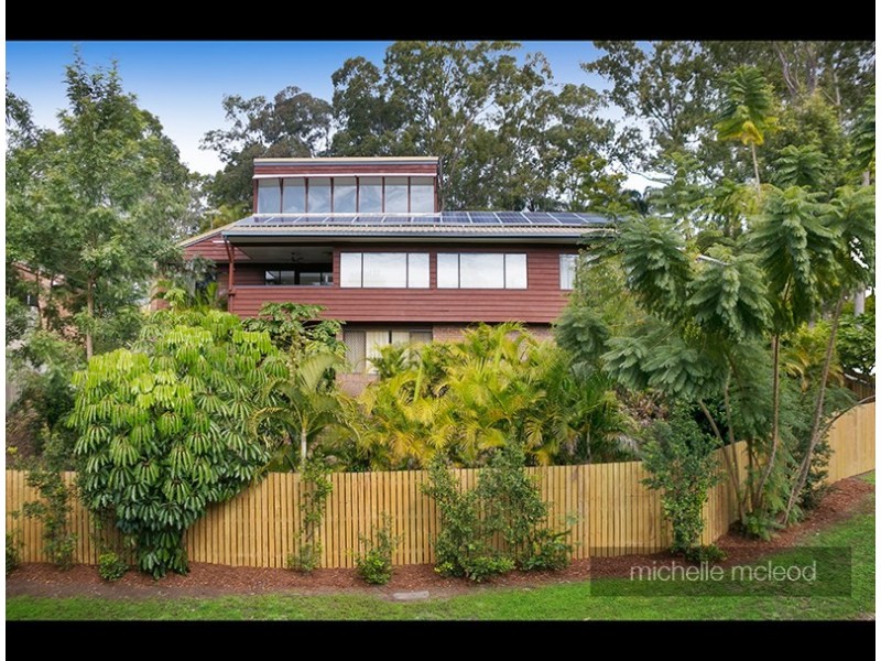 46 Halimah Street, Chapel Hill QLD 4069