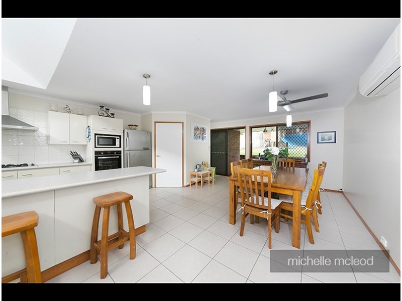 46 Halimah Street, Chapel Hill QLD 4069