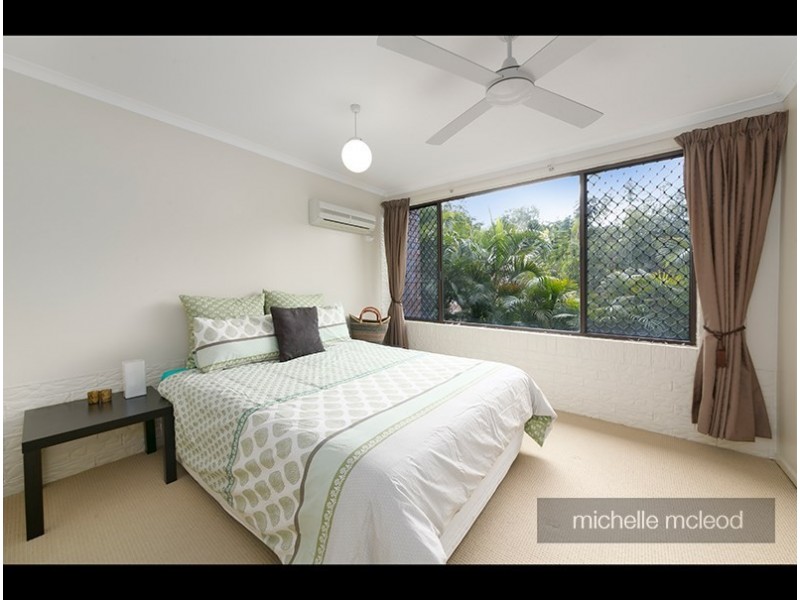 46 Halimah Street, Chapel Hill QLD 4069