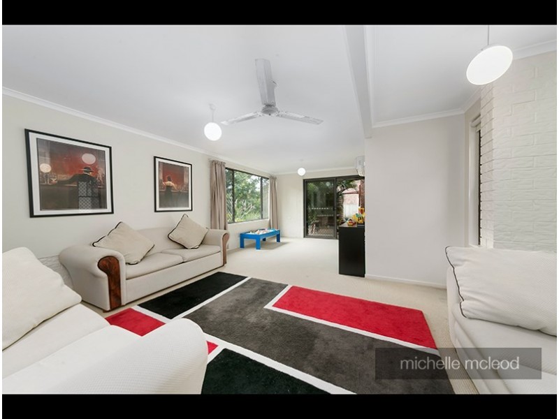 46 Halimah Street, Chapel Hill QLD 4069