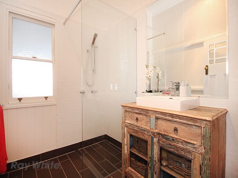 11 Jensen Road, Banyo QLD 4014