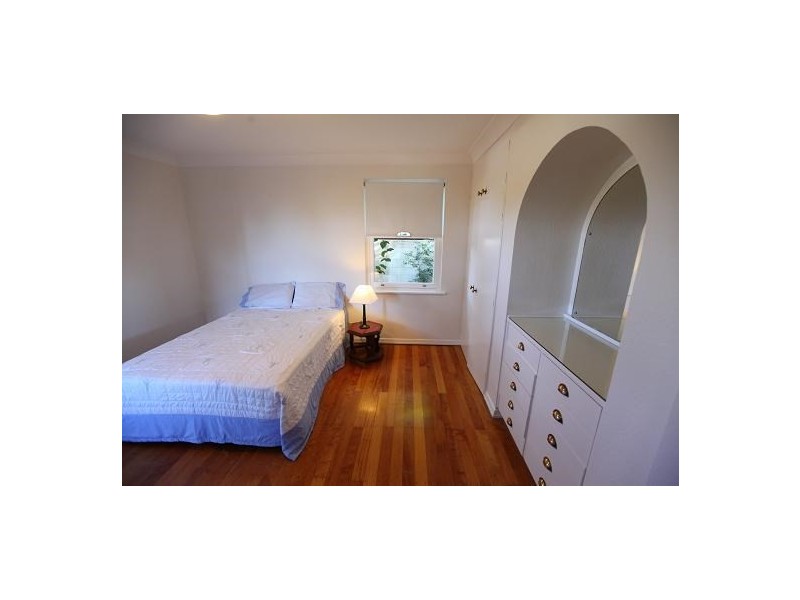 1/20 Aston Street, Toowong QLD 4066