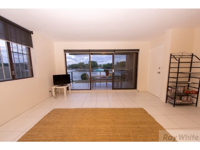 1/32 Sandford Street, St Lucia QLD 4067