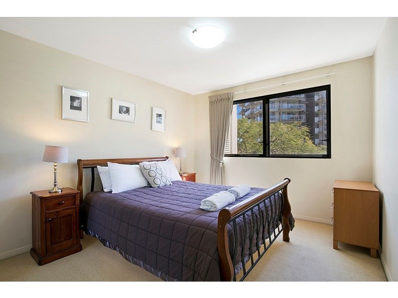 18/66 Dunmore Terrace, Auchenflower QLD 4066