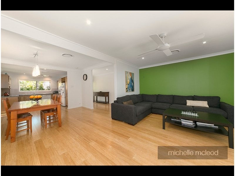 6 Karingal Street, Kenmore QLD 4069