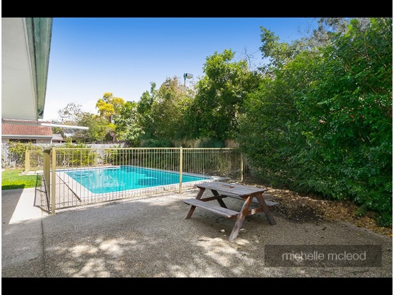 6 Karingal Street, Kenmore QLD 4069