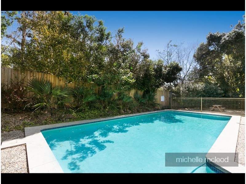 6 Karingal Street, Kenmore QLD 4069