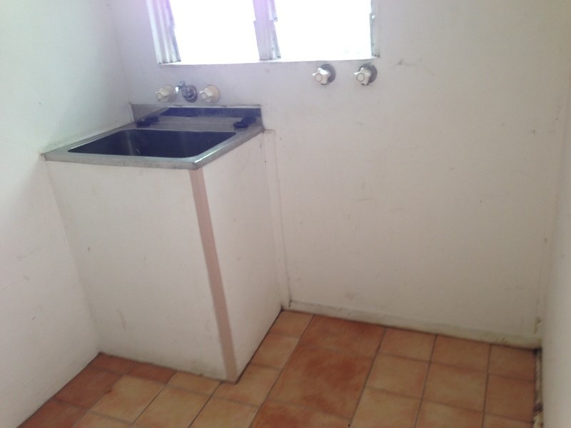 48 Burbong Street, Chapel Hill QLD 4069